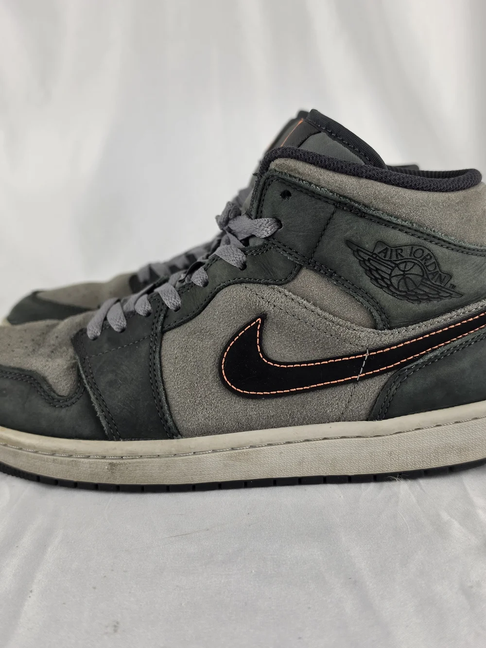 Nike Air Jordan 1 SE Mid Night Stadium Black FQ8338-017 Men’s Size 10